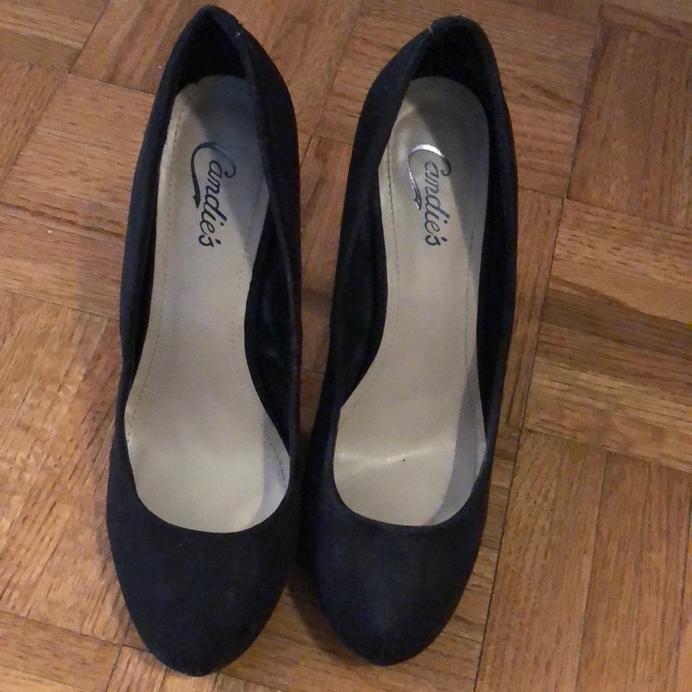 Candies suede black pumps